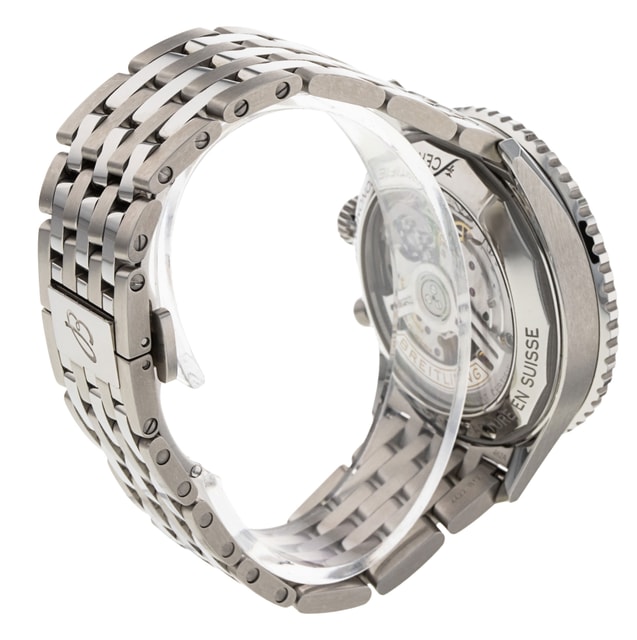 Breitling Navitimer B01 Chronograph 43 AB0138 Image 3